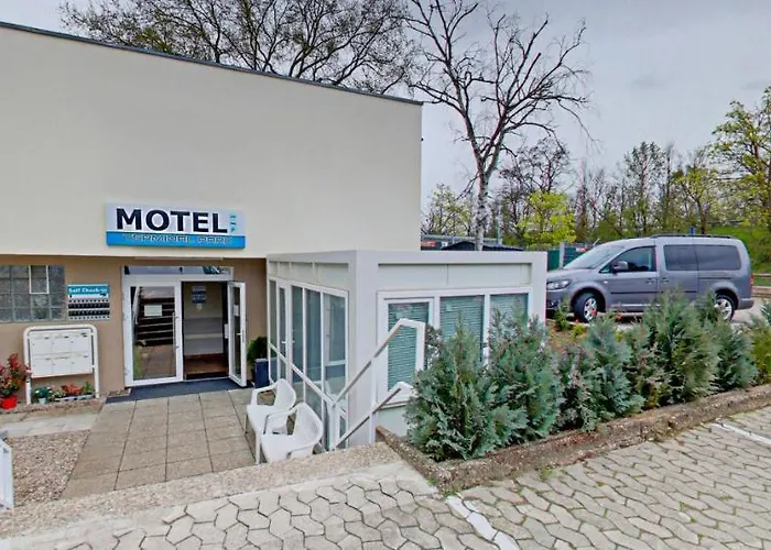 Motel Terminal Park 2*